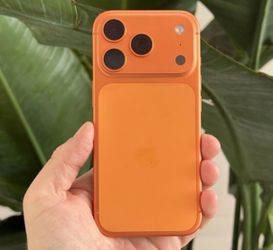 NEW Unlocked iPhone 17 Pro Cosmic Orange 512 GB