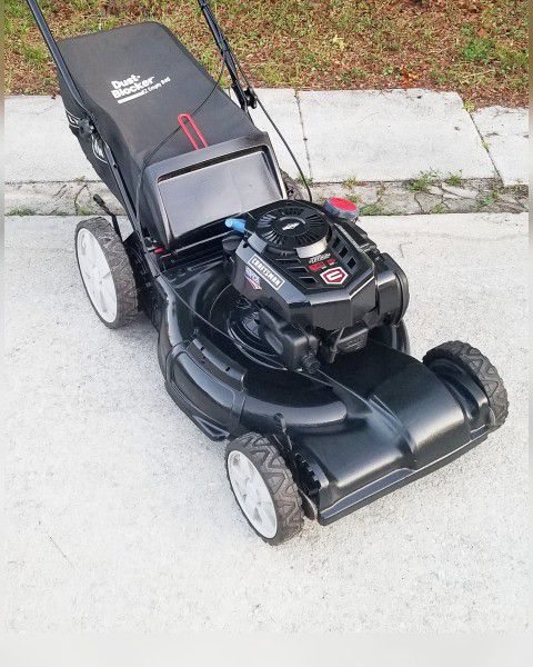 craftsman 7.0 self propelled gas lawn mower with bag $250 firm
