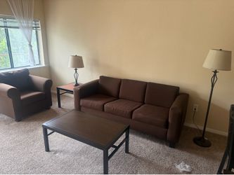 Full living room / sala completa