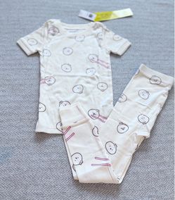 New 4T pajama set