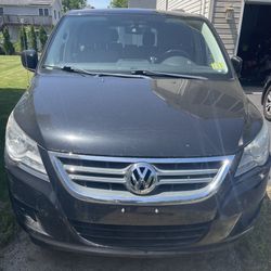 2012 Volkswagen Routan