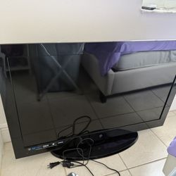 TV 40 Inches - television 