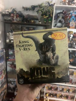 KING KONG FIGHTING V-REX MOVIE STATUE - WETA COLLECTIBLES LIMITED EDITION #3474