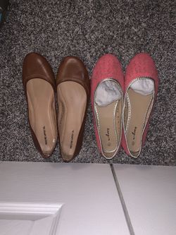 2 Pairs of Flat Shoes Size 9