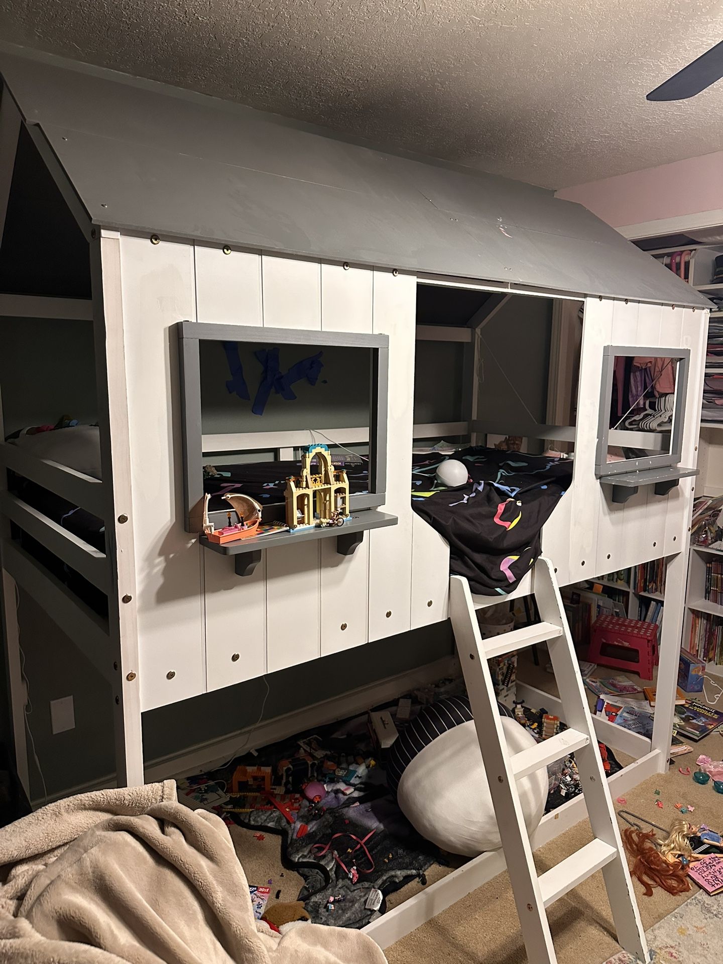 Kids Platform Bed