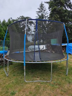 12 ft trampoline