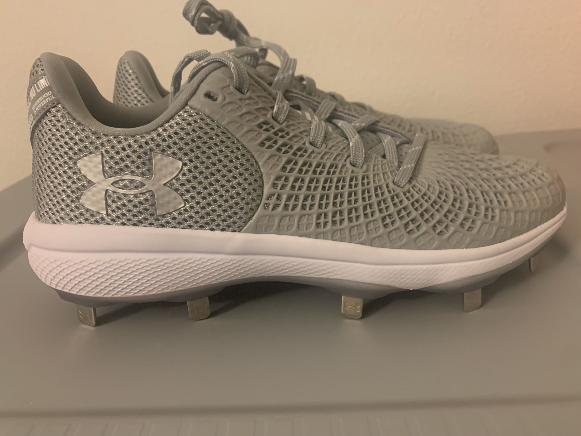 Under Armour Women's Glyde 2.0 Mt TPU Softball Cleat Gray Sz-9