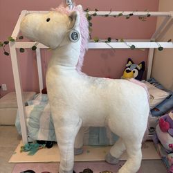 FAO SCHWARZ Giant Standing Unicorn