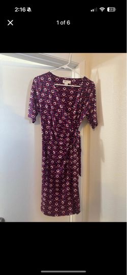 Maternity clothing
