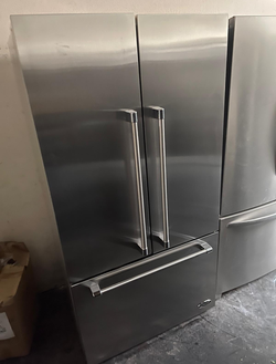 Deal: Stainless French Door Fridge (Cosmo) – No Dispenser, Works Great