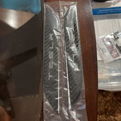 Tesla carbon fiber Look side markers