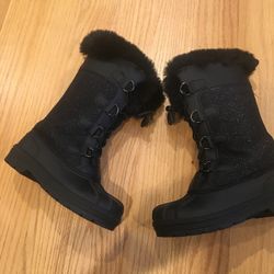 Girls Cat & Jack Winter Boots Size 13 