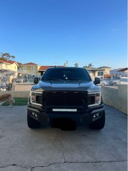 Ford f 150 XLT crew cab