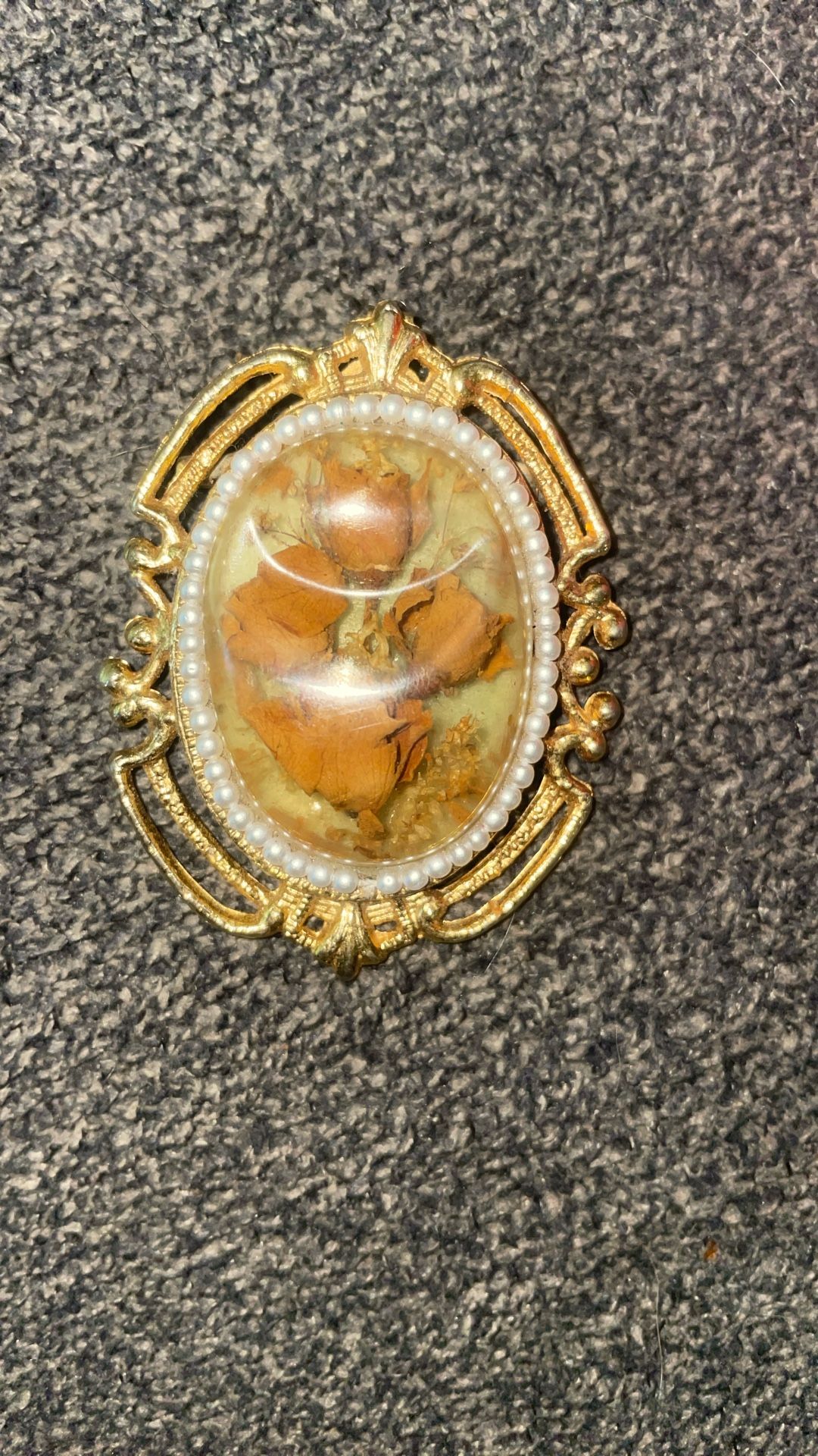 Vintage Gold Floral Brooch