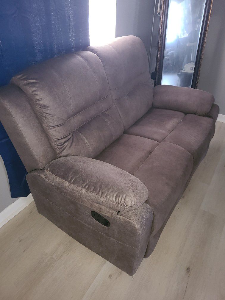 Leather Duel Love Seat Recliner Grey