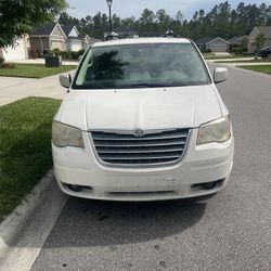 2009 Chrysler Town & Country