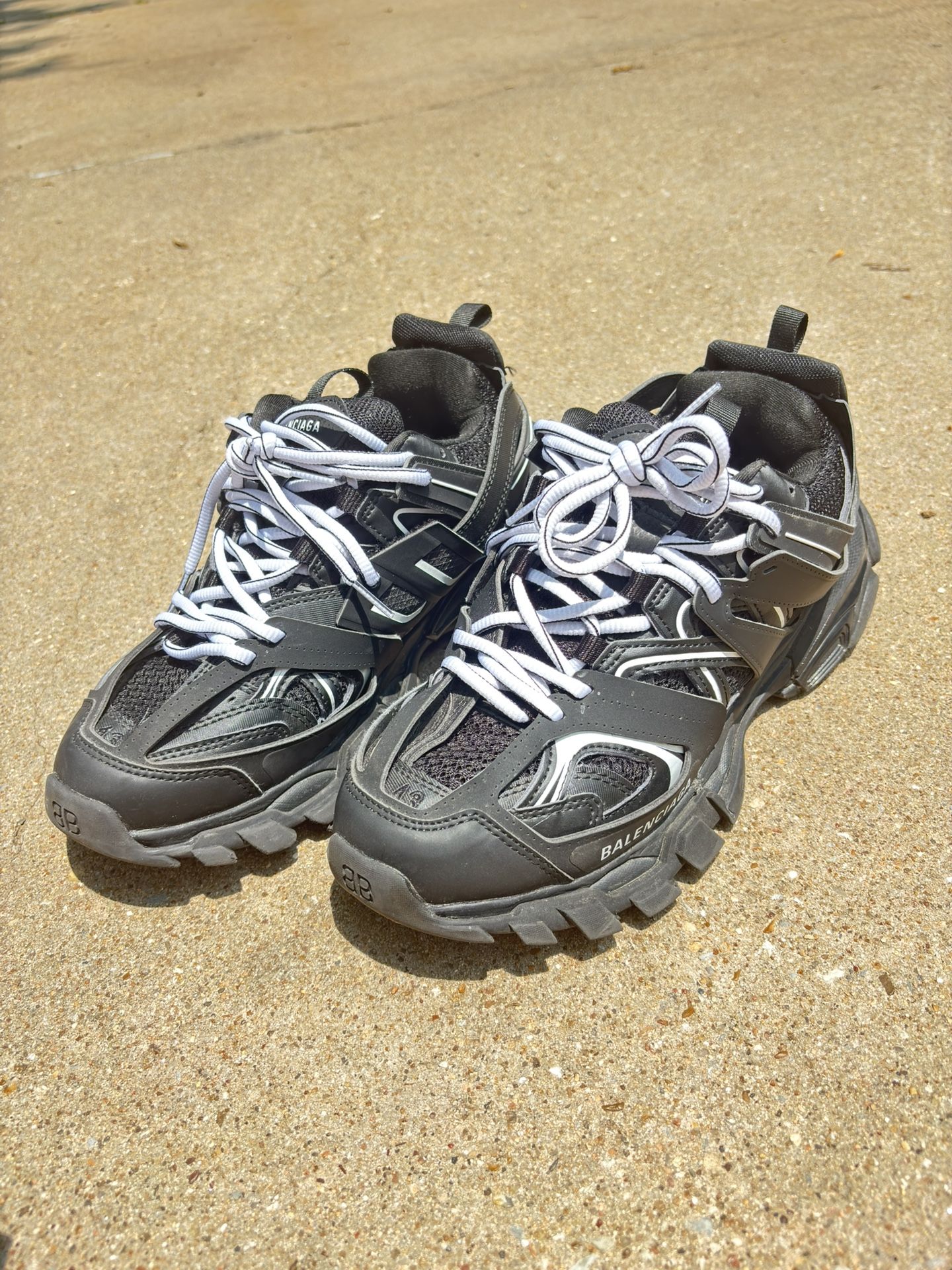 Balenciaga Tracks