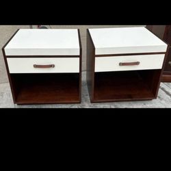 Amish Made Mid Century Modern Retro Style End Tables / Nightstands  