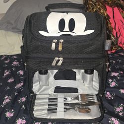 Mickey mouse lunchbox with all the extras