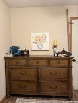 Beautiful Havertys Dresser
