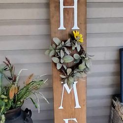 Homemade Wooden welcome Sign .....