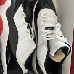 Air Jordan 11 Retro Low “Concord Bred” (AV2187-160)