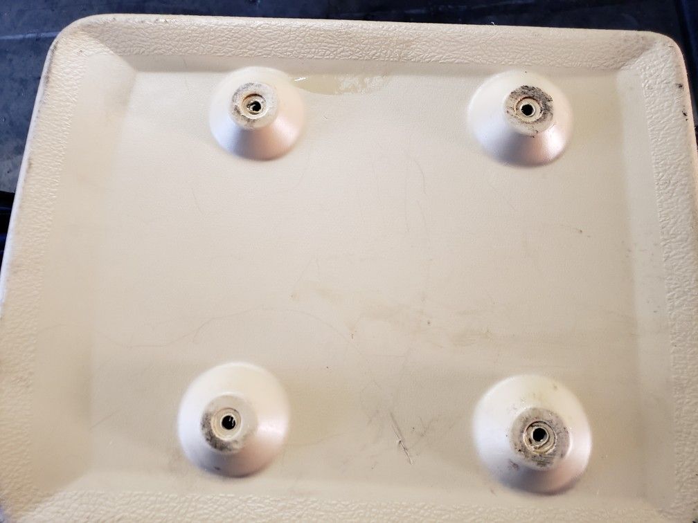 K5 blazer center console for Sale in Fontana, CA OfferUp