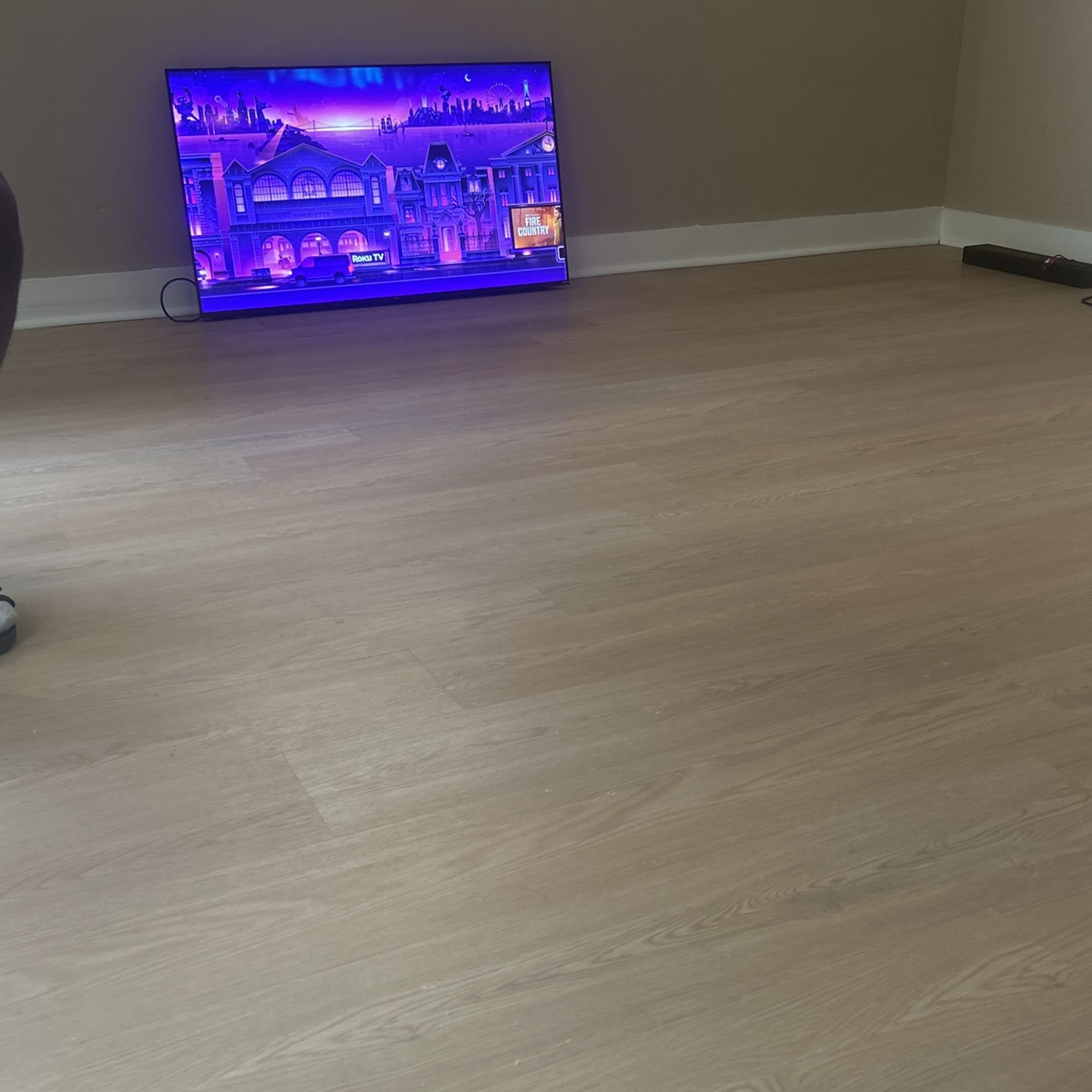 50” TCL ROKU