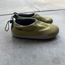 Nike ACG MOC