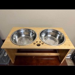 Elevated Pet Food Bowl