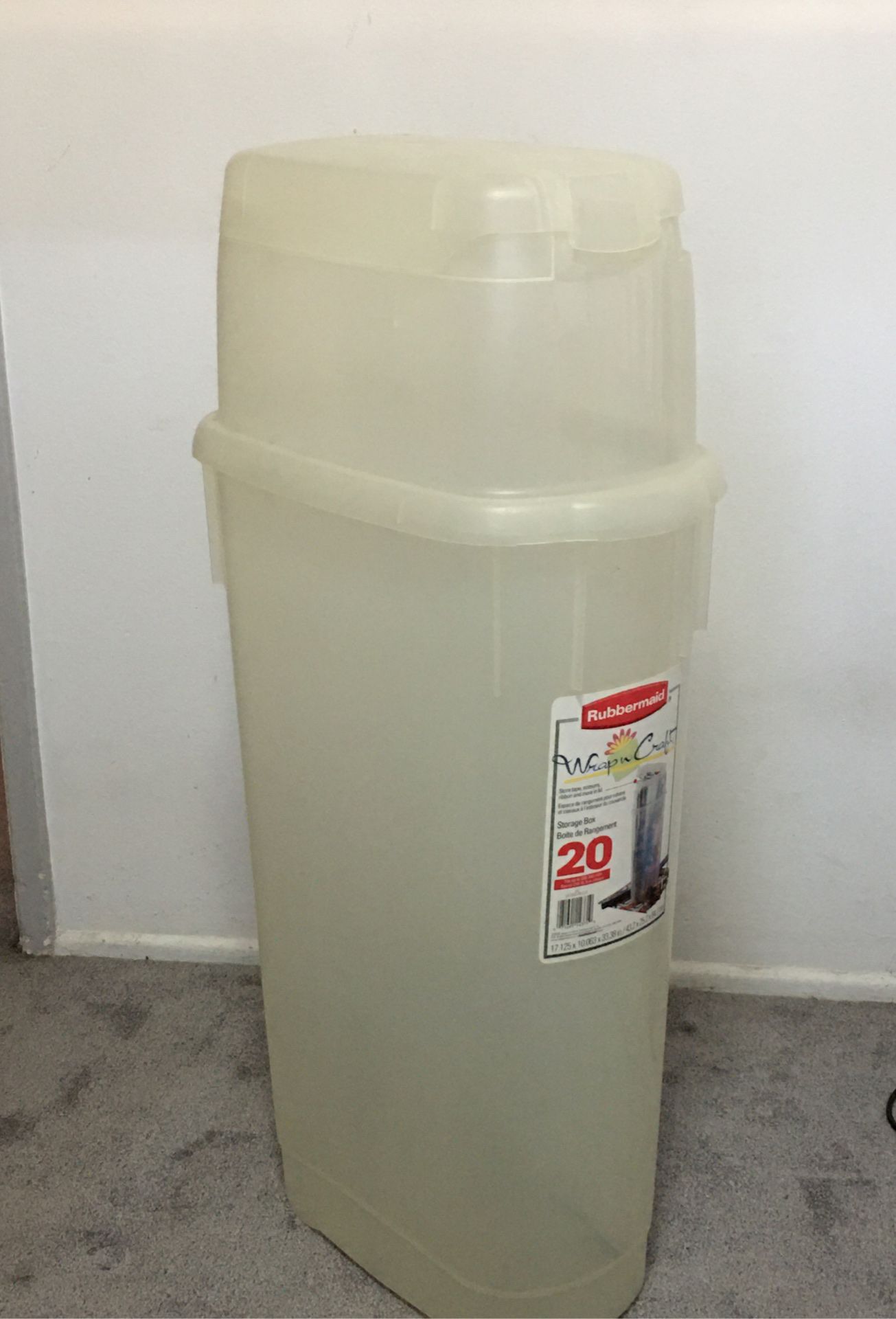 Rubbermaid gift wrap n craft storage box for Sale in Garden Grove, CA