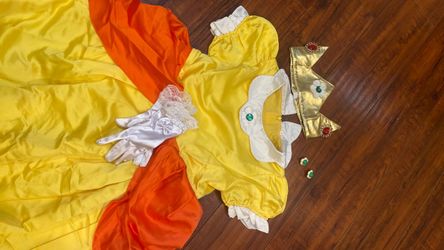 Princess Daisy costume