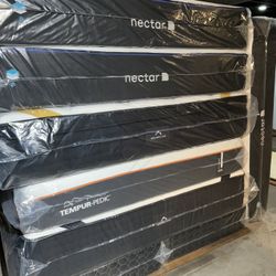 Nectar mattress 

King Size Nectar 4.0 classic  memory foam mattress 

Brand new Mattress 