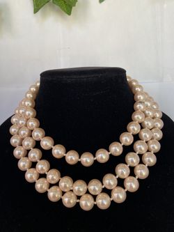 Vintage 3 Strand Pearls 