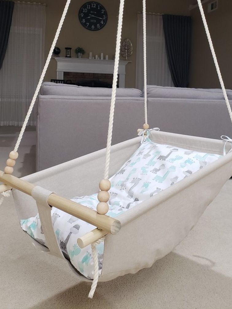 Baby linen swing-hammock