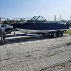 1987 Chaparral Fisherman