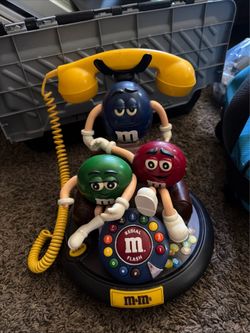 M&M Phone