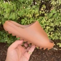 Yeezy slide Flax 