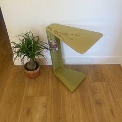 Elite Modern Metal Side Table 