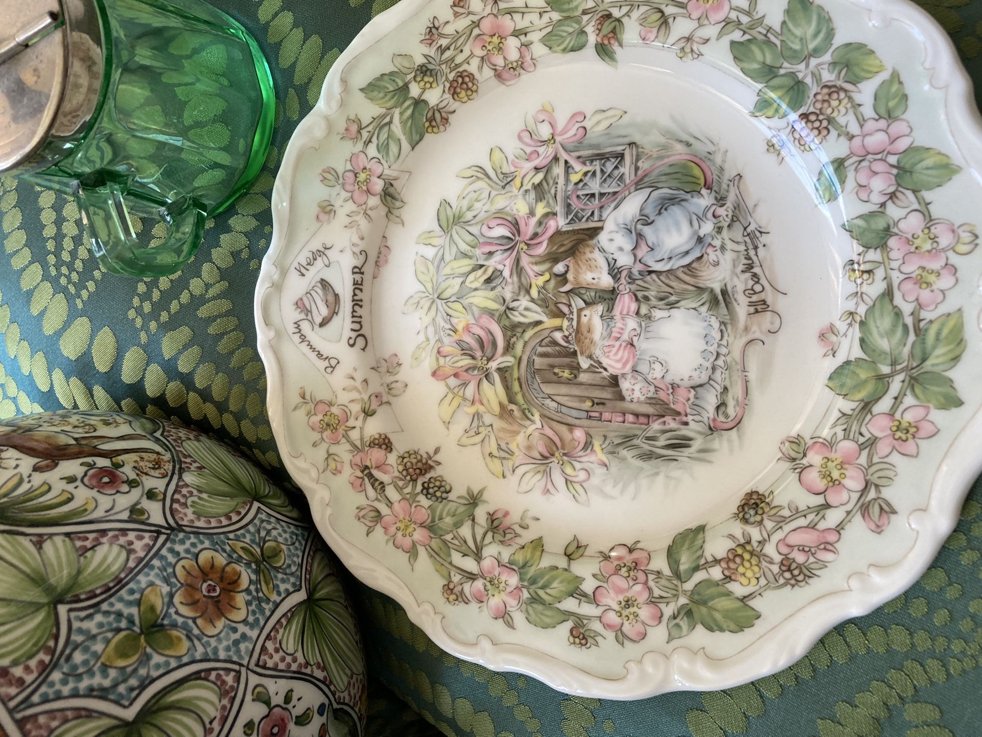 Cute Beatrix Potter Royal Doulton  Brambly Hedge Plate