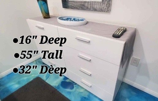 Dresser Size In Picture  New Condition