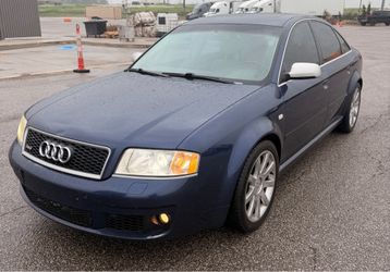 Audi manual 6 speed twin turbo V8 RS6 Quattro