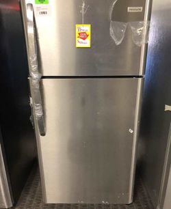 Brand New top freezer Frigidaire K2S