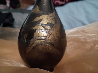 Bud vase