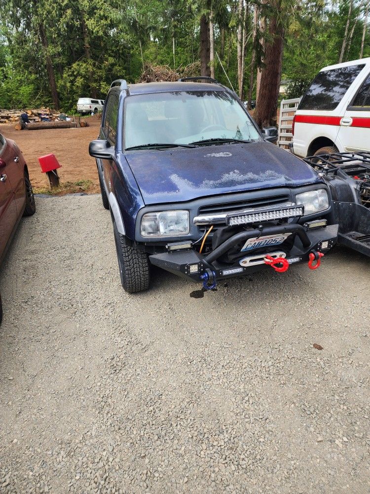 2001 Chevrolet Tracker