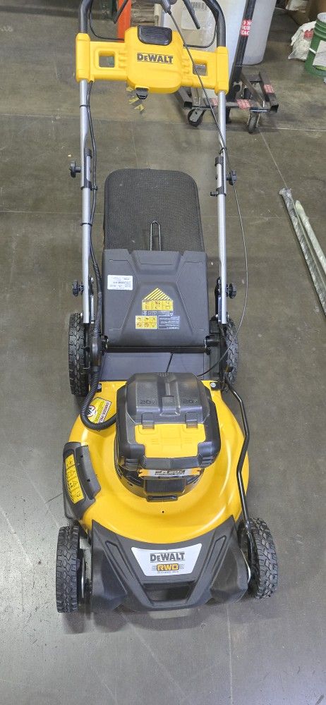 DEWALT Battery Powered Push Lawn Mover