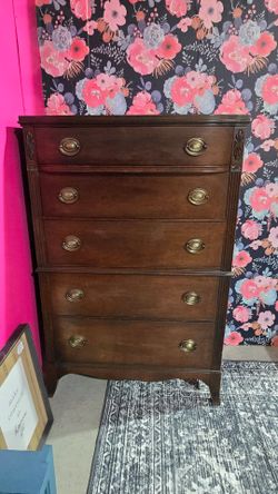 Gorgeous Antique Huntley Furniture 1940s Highboy Dresser 5 drawer
