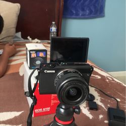 Canon M100 Camera 