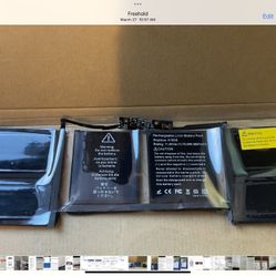 Apple Li-ion Battery pack   A1820