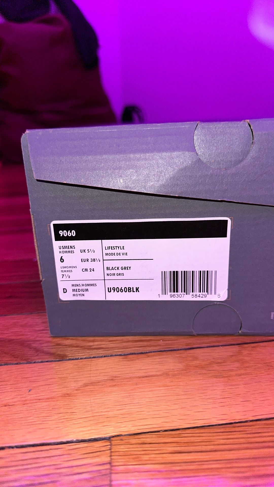 Brand new 9060 New balance size M6